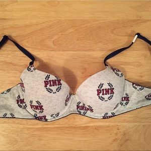 PINK VICTORIA’S SECRET NWT LIGHTLY LINED 34A BRA